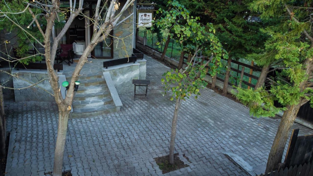 Under The Rocks Apartment Kalambaka Exterior foto